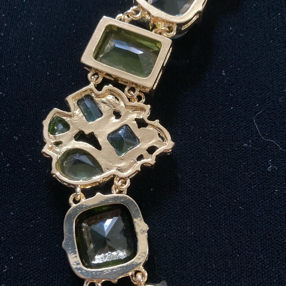 Multi-stone wide link bracelet GP over base-metal 16 assorted stones 7”x1 3/4” - Picture 10 of 10